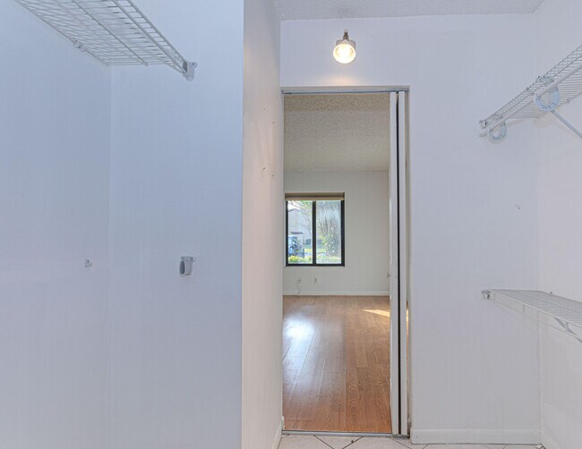 Building Photo - 603 Sea Pine Way