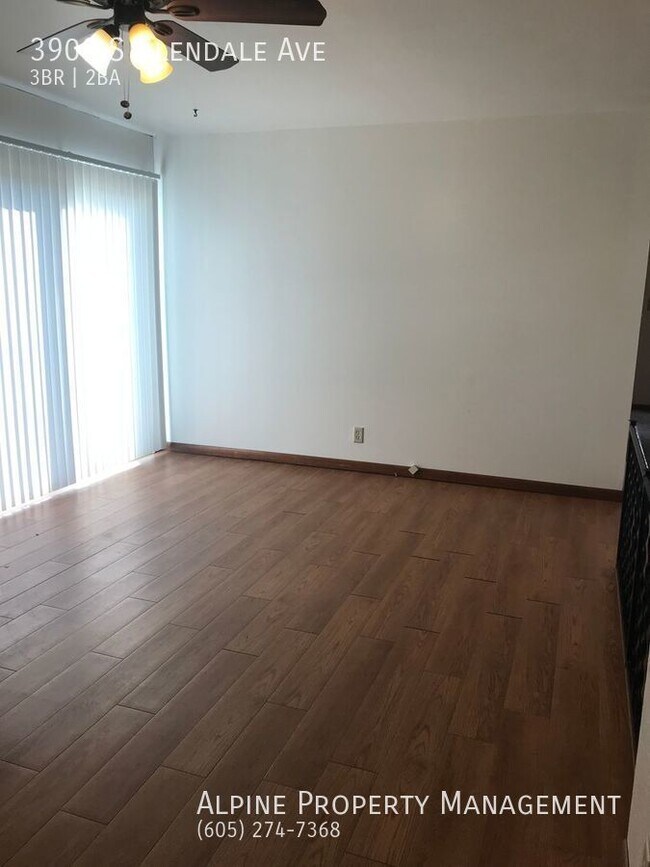 Building Photo - 3 Bed/2 Bath House For Rent!!