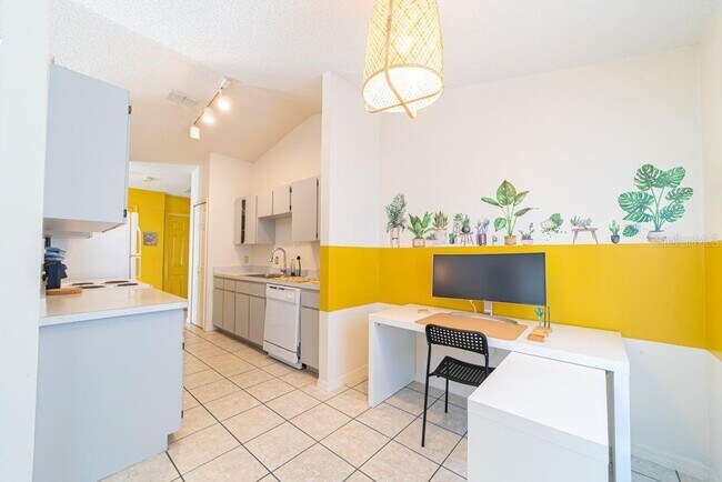 Building Photo - 1671 Judith Dr