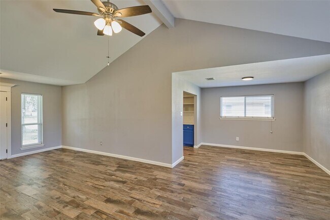 Building Photo - 29030 Deadwood Ln