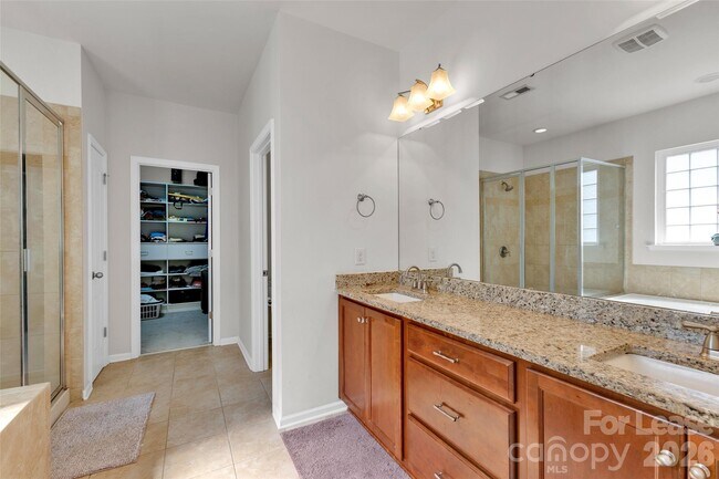 Building Photo - 9312 Ardrey Woods Dr