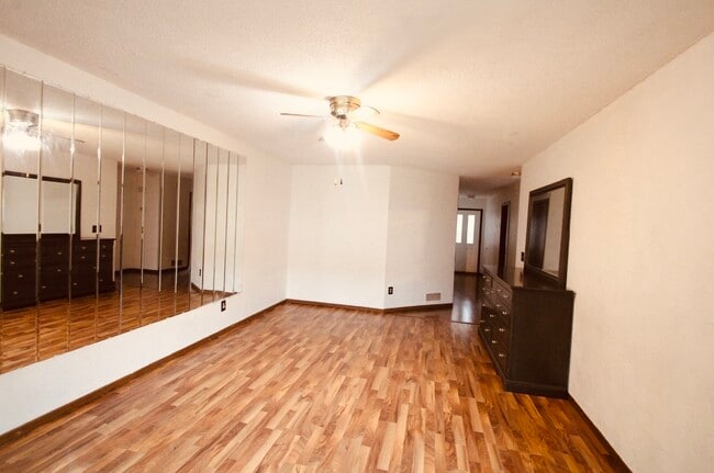 Building Photo - 5241 149th St W
