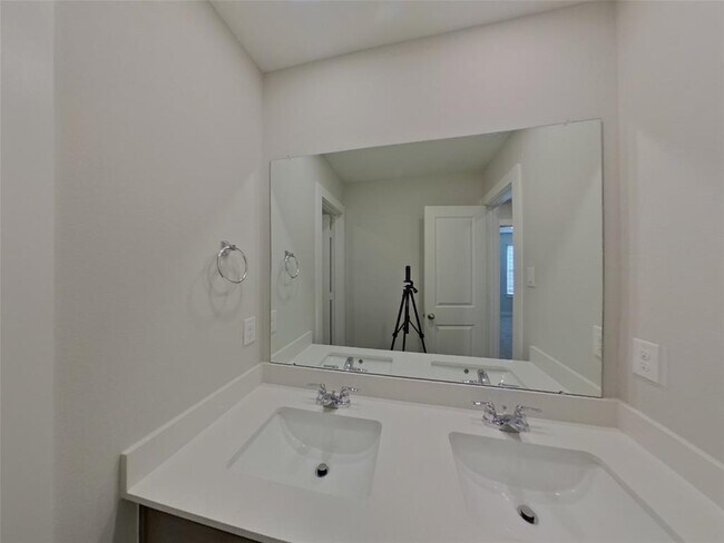 Building Photo - 22816 Terrazzo Dr