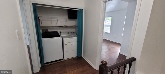 Building Photo - 262 Liberty Dr