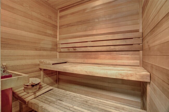 Building Photo - 2001 Holcombe Blvd