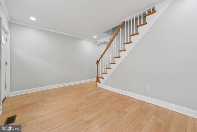 Building Photo - 1020 S Bouvier St