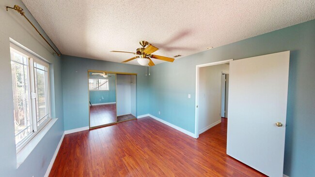 Building Photo - Cozy 3B2B located in a convenient area in Chino Hills!