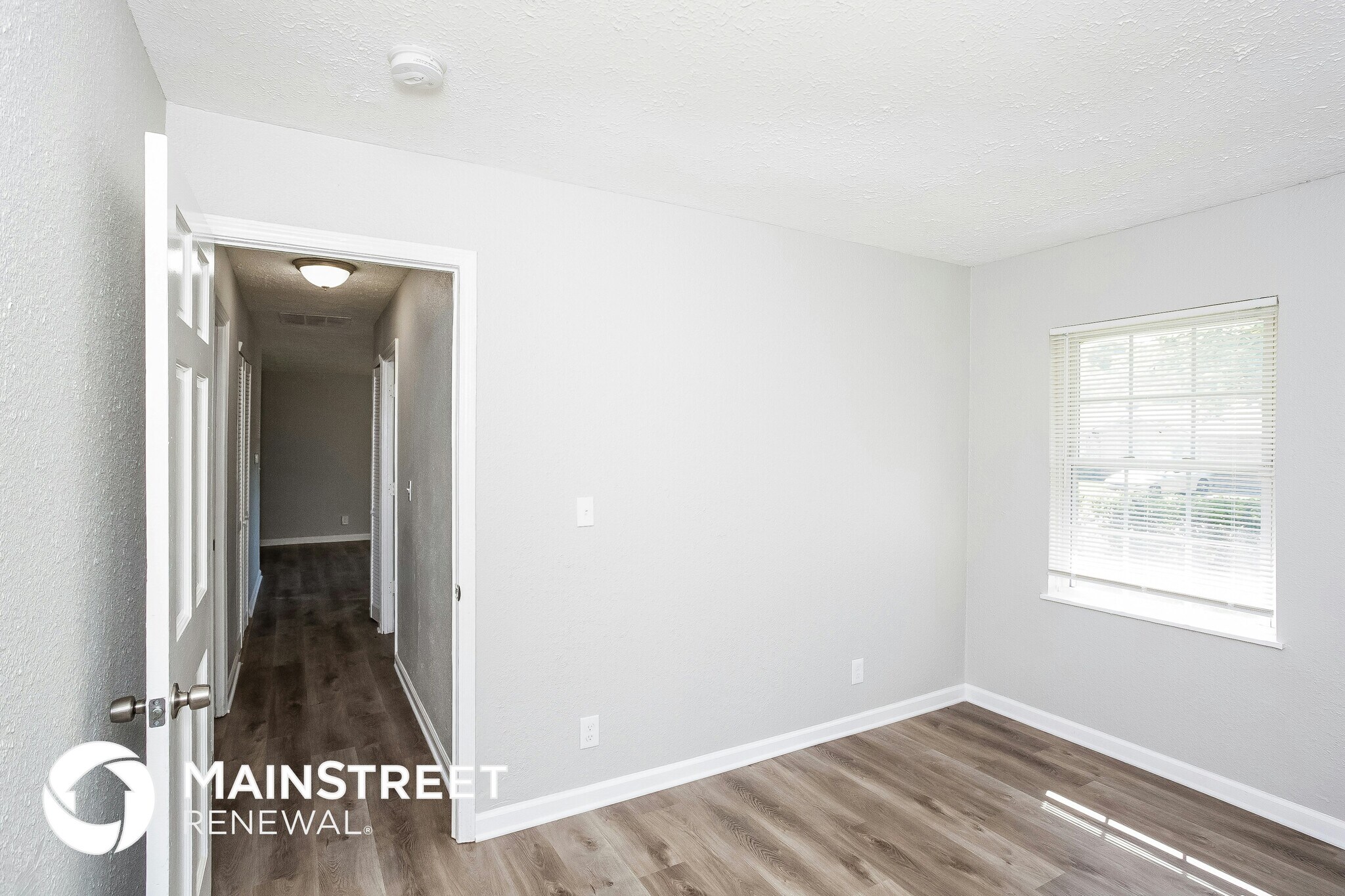 Building Photo - 9920 Montery Rd