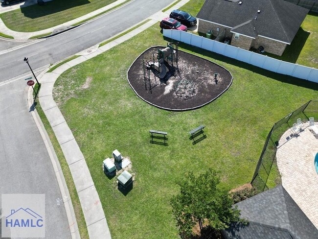Building Photo - 182 Grandview Dr