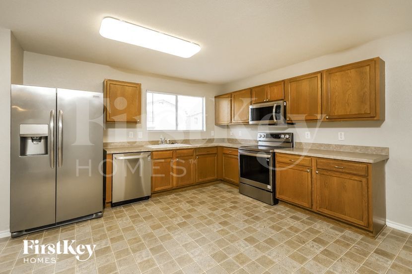 Building Photo - 4522 Safe Hbr