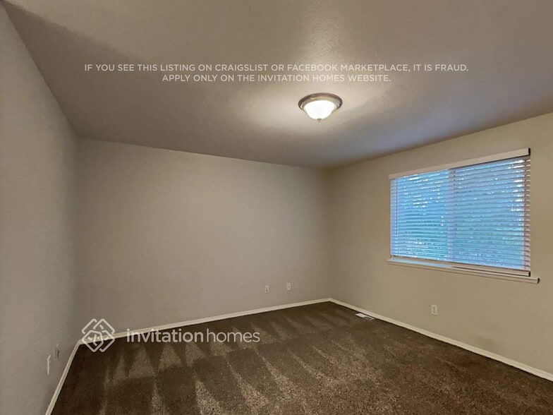 Building Photo - 1825 23rd Ave Ct SE