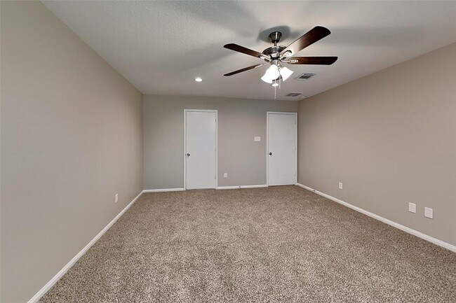Building Photo - 7826 Spring Fern Ln