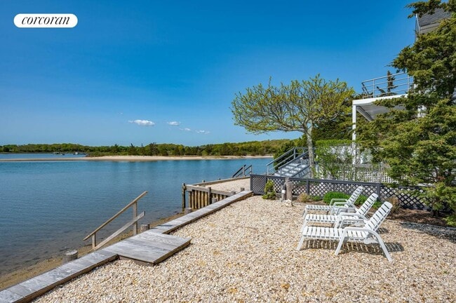 Building Photo - 248 Towd Point Rd