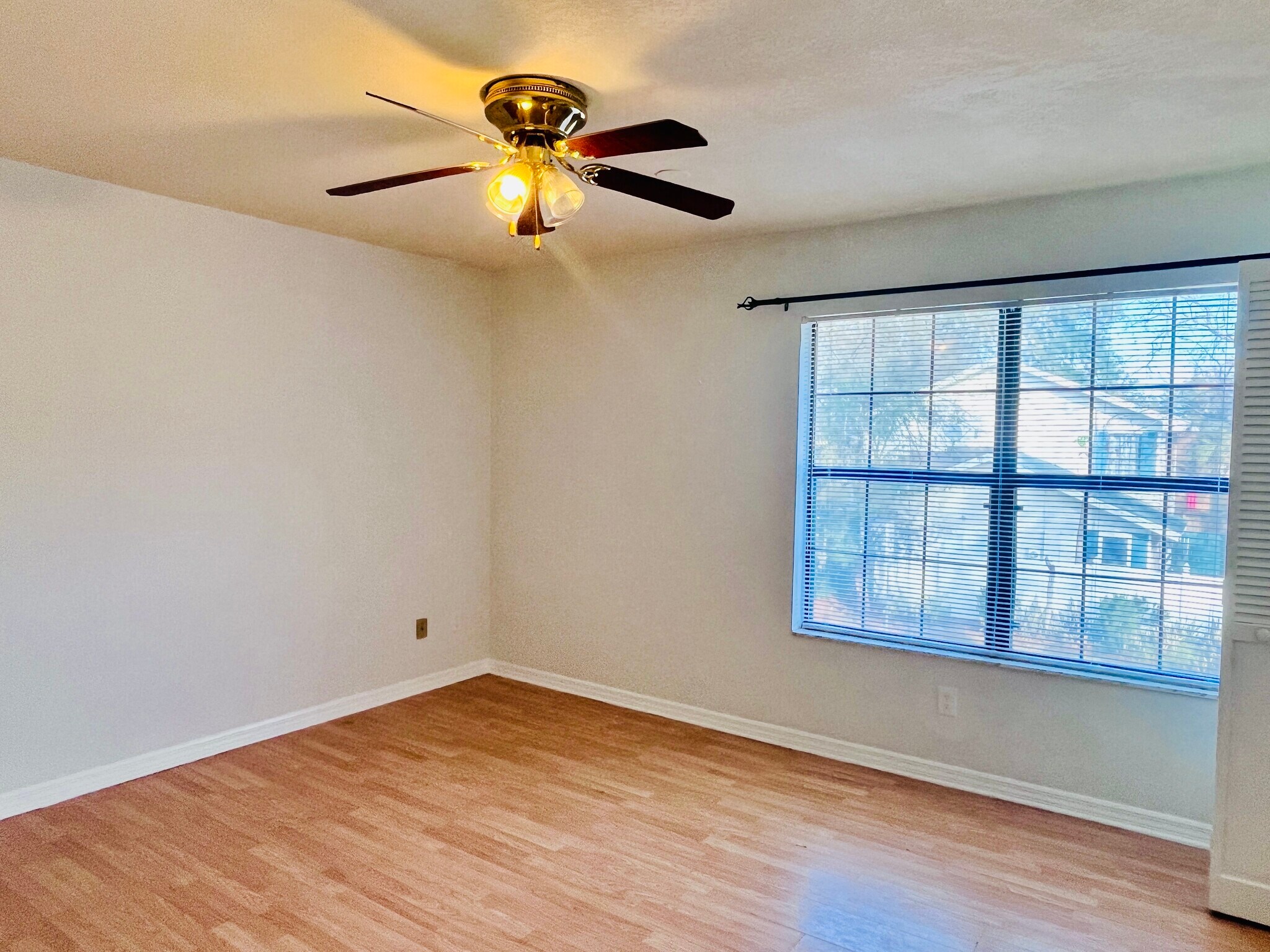 Building Photo - 506 Beechwood Ave