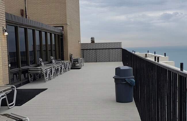 Building Photo - 2800 N Lake Shore Dr