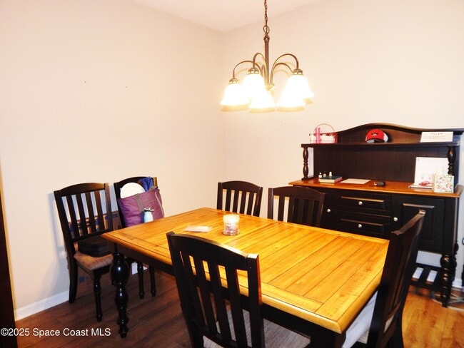 Building Photo - 4590 Brantford Ct