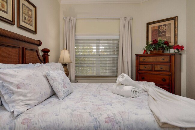 Building Photo - 7660 Whisper Way