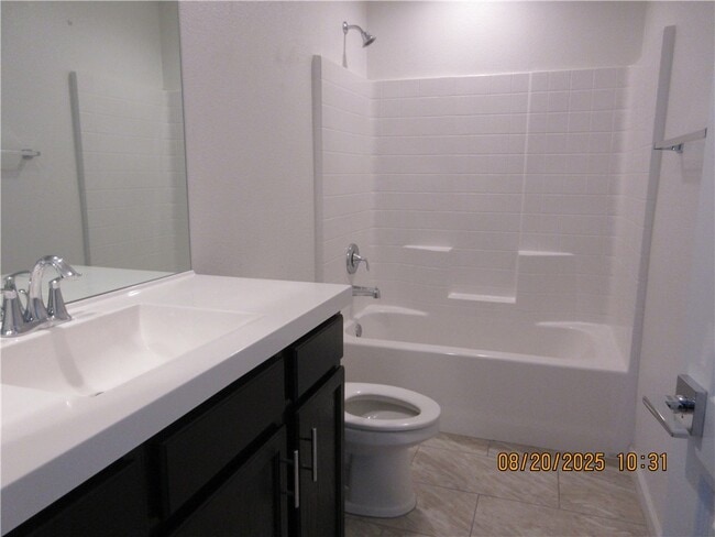 Building Photo - 3560 N Bond St