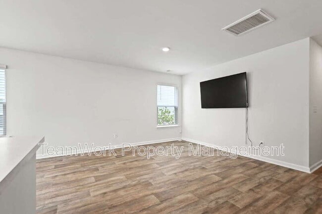 Building Photo - 111 Cozy Nest Wy