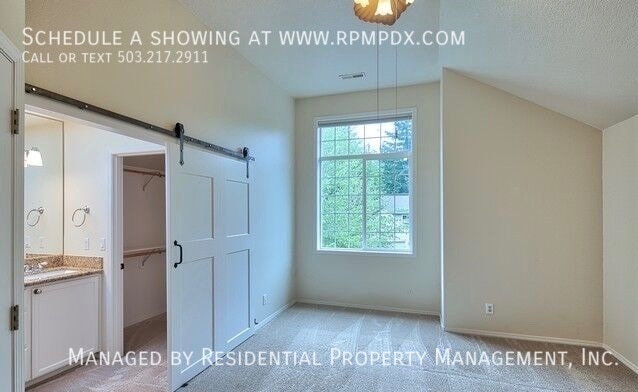 Building Photo - 23992 SW Red Fern Dr