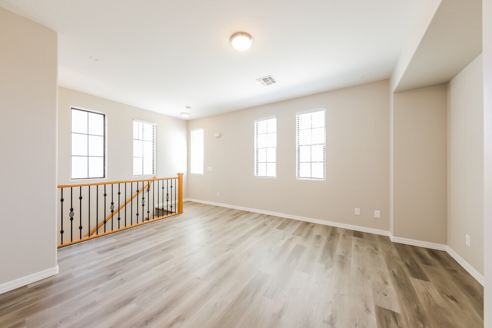 Building Photo - 2373 W Sleepy Ranch Rd