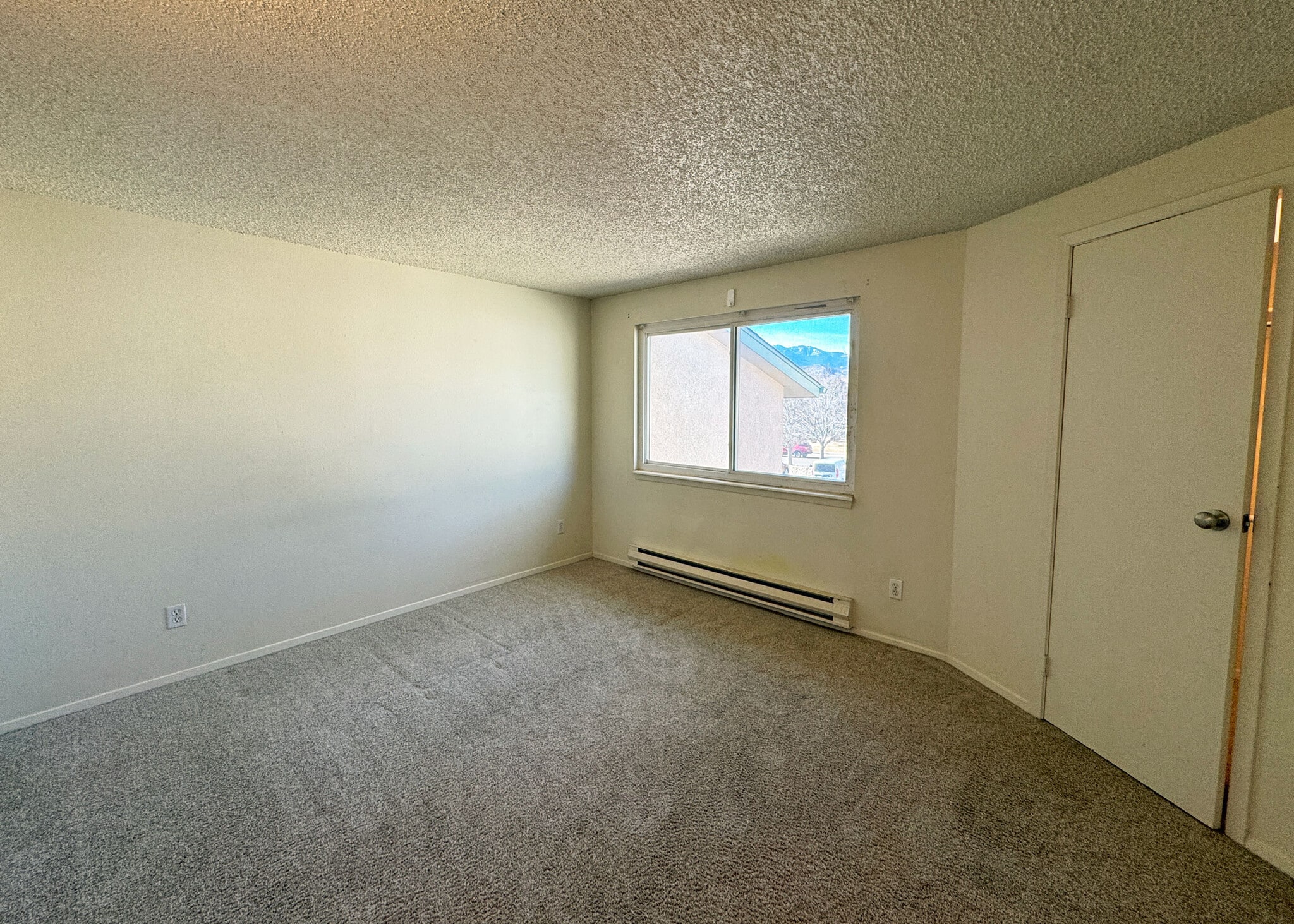 Building Photo - 1118 Darby St