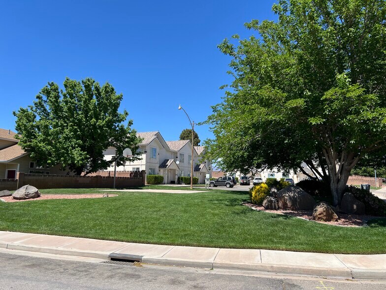 Building Photo - 126 S 850 W