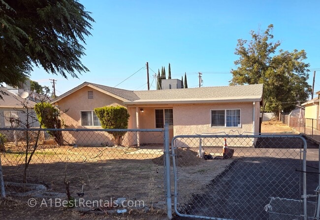 Primary Photo - 801 Imperial Ave