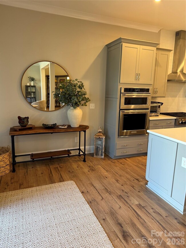 Building Photo - 5835 Ardrey Kell Rd