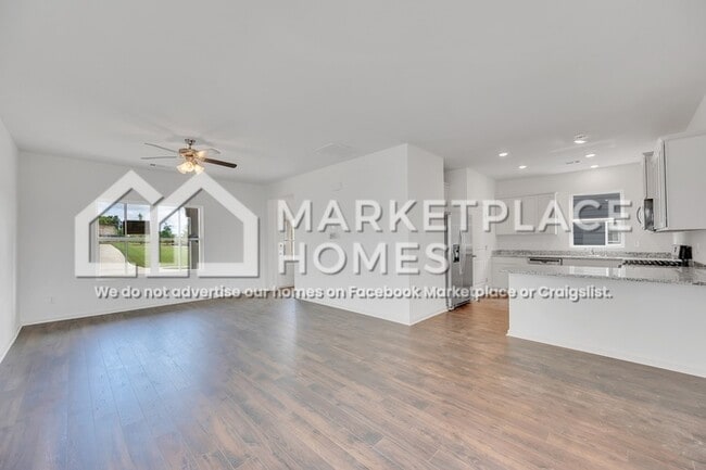 Building Photo - 5030 Pike Lp