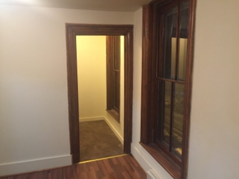 Building Photo - 69 Alexander St