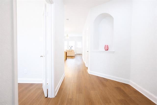 Building Photo - 310 Saltmeadow Ln