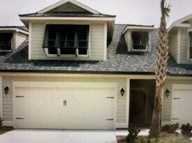 Building Photo - 129 Parmelee Dr