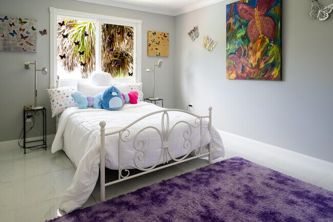 Building Photo - 5569 SE Hammock Reserve Terrace