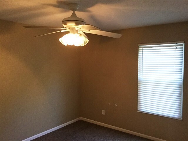 Building Photo - 1158 Forest Run Dr
