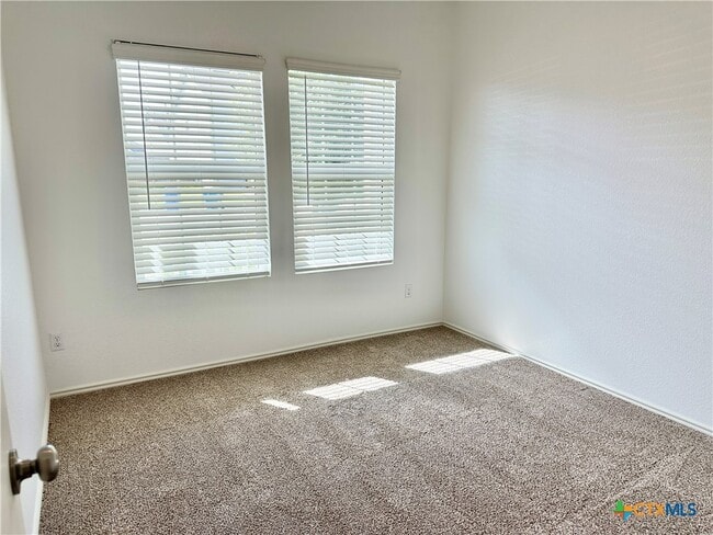 Building Photo - 13410 Mussel Rn