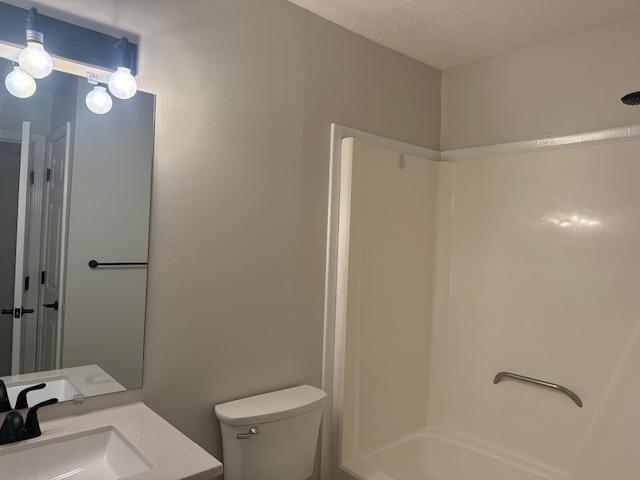 Building Photo - 615 Carter Ln