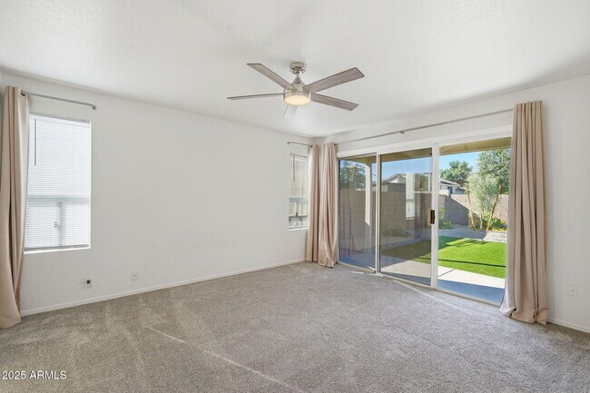 Building Photo - 1294 N Blackstone Dr