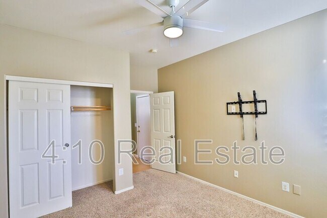 Building Photo - 2695 E Harrison Ct