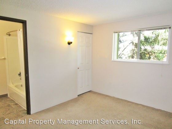 Building Photo - 3910-3948 SW Multnomah Blvd