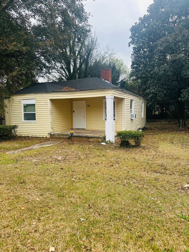 Primary Photo - 3 bedroom 1 bath cozy home!