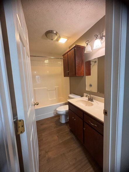 Building Photo - 505 S Cannon Blvd