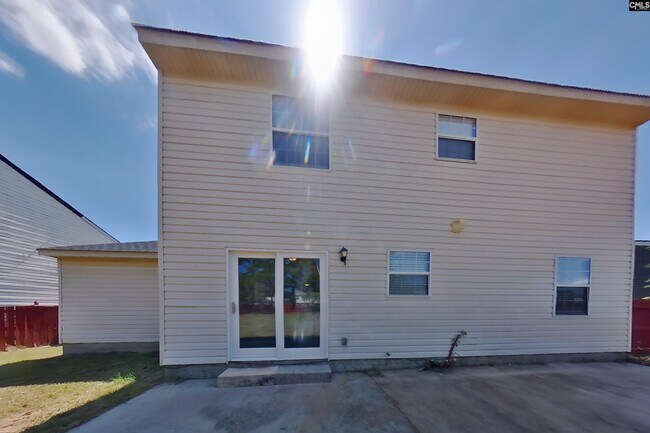 Building Photo - 308 May Oak Rd