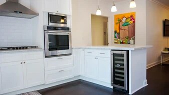 Building Photo - 3415 Louisiana Avenue Pky
