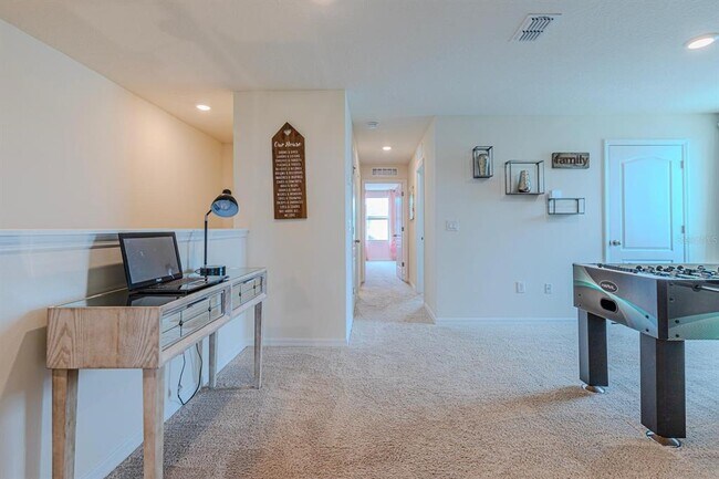 Building Photo - 1551 Dawnview Wy