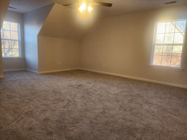 Building Photo - 1720 Portview Ct