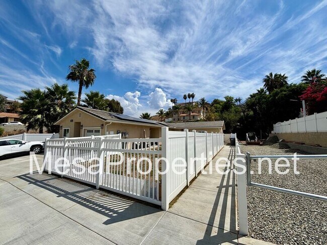 Building Photo - 14163 Martin Pl
