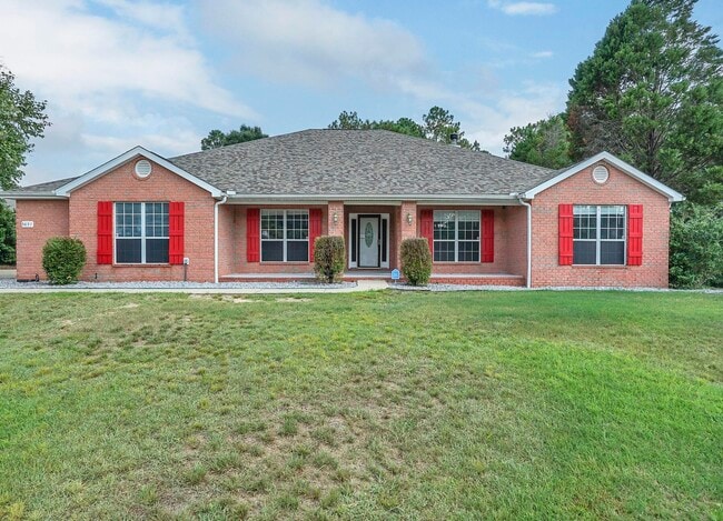 Building Photo - 5897 Saratoga Dr