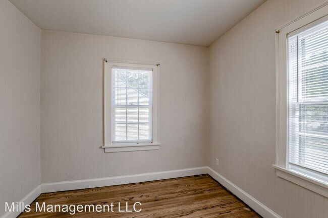 Building Photo - 3 br, 1 bath House - 2673 S 14