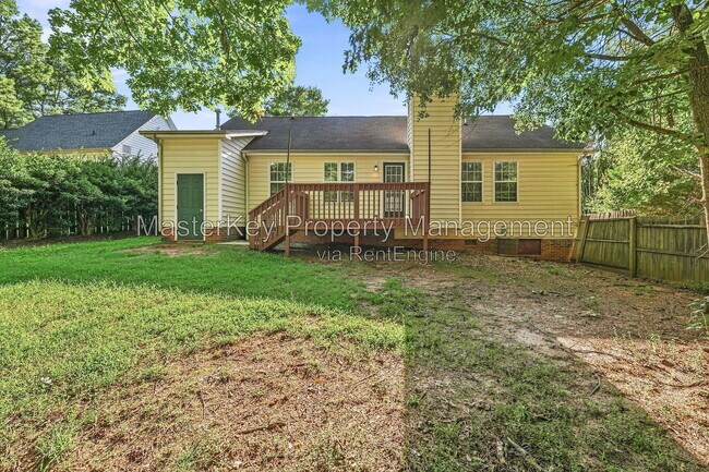 Building Photo - 201 Harvester Dr